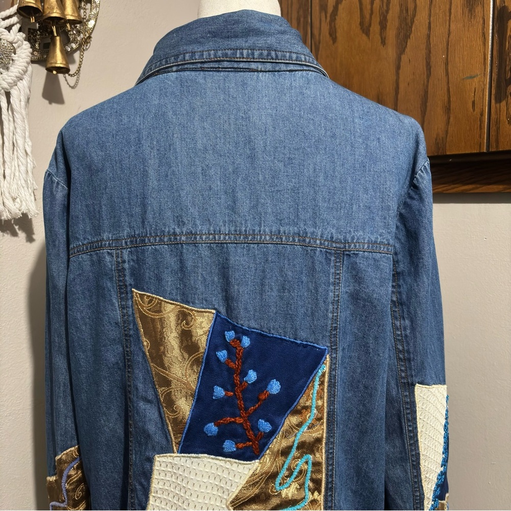 Allure Vintage Long Sleeve Button up Embroidered Denim Shirt Size Large - Picture 11 of 15